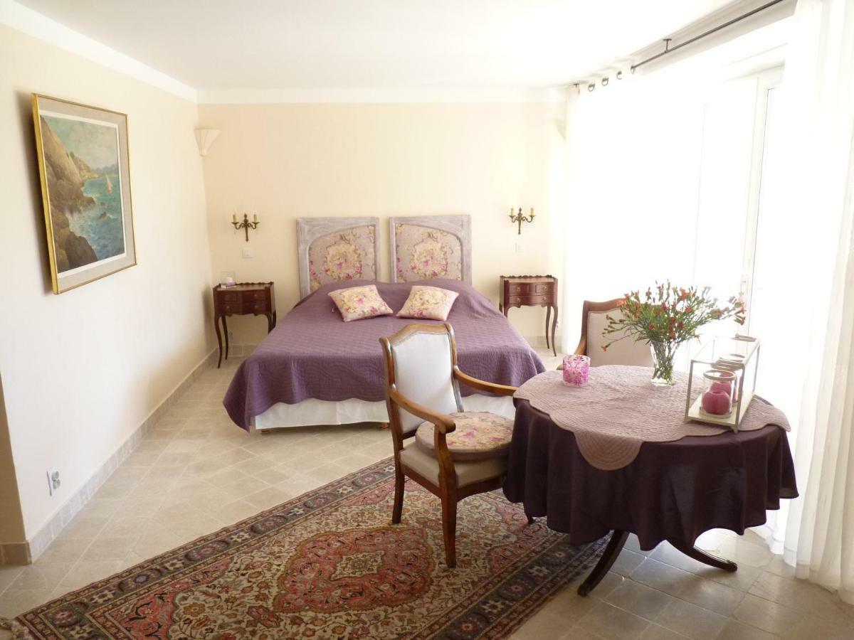 La Royante Panzió Aubagne Kültér fotó